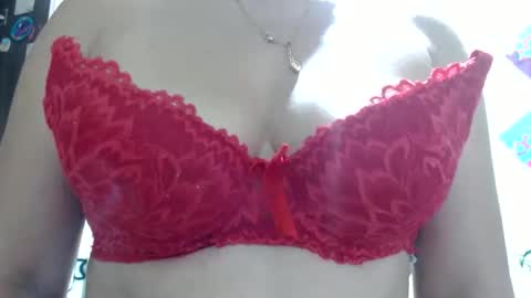 Snapshot of sexy_mary_69 chatting on 11.20.25 Mary online show from 11.20.25