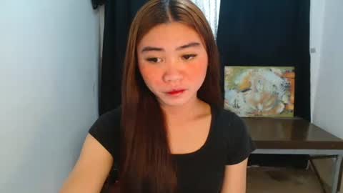 mika online show from 10.26.25