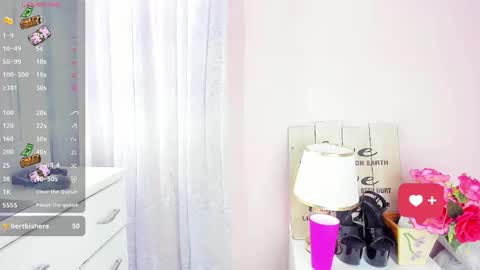 Snapshot of sexy_millionaire chatting on 10.17.25 Ruby online show from 10.17.25