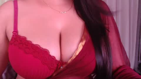 Snapshot of sexy_myra18 chatting on 07.02.26 myra online show from 07.02.26