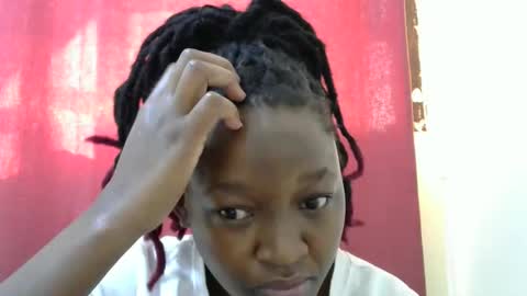 sexy_phoina online show from 12.17.25