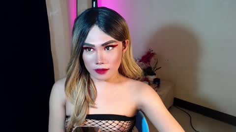 Snapshot of sexy_rc18 chatting on 12.06.24 RC online show from 12.06.24