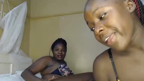 Snapshot of sexy_serena_ chatting on 01.12.25 sexy_serena_ online show from 01.12.25