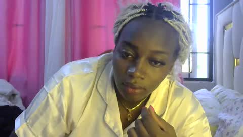 laura online show from 12.16.25