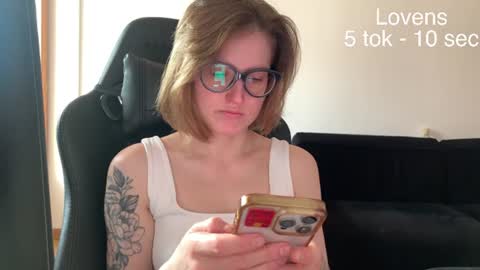 Snapshot of sexy_sweets chatting on 06.30.26 Sexy-Sweets online show from 06.30.26