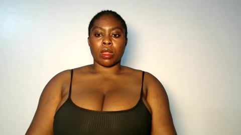 Snapshot of sexy_wetpussyy chatting on 11.09.25 Luna online show from 11.09.25