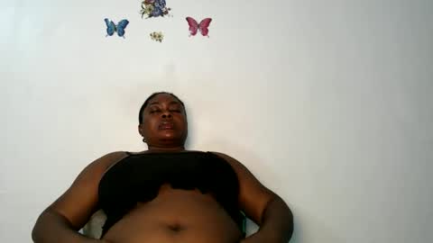 Snapshot of sexy_wetpussyy chatting on 11.27.25 Luna online show from 11.27.25