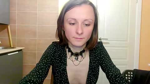 Mandy Green online show from 10.04.25