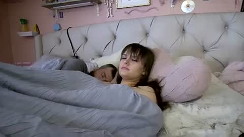 Snapshot of sexyandstoned420 chatting on 09.17.25 Kali Brent online show from 09.17.25