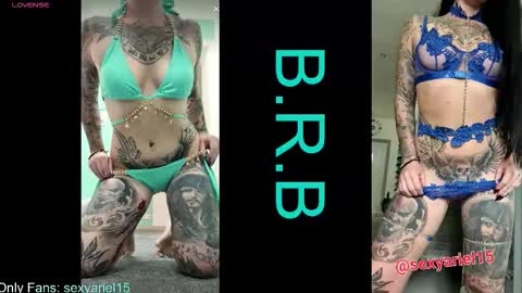 SexyAriel15 online show from 12.19.25