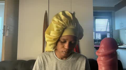 sexyasszeeee online show from 11.17.25