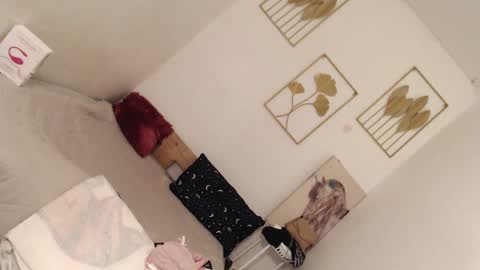 Snapshot of sexybaby2999 chatting on 01.04.25 Lexie online show from 01.04.25