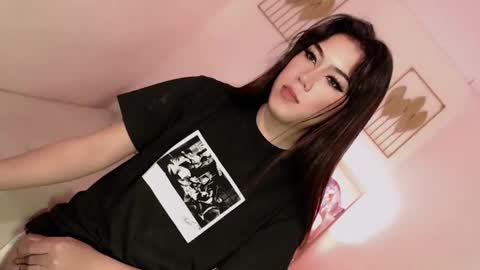 Snapshot of sexybaby2999 chatting on 01.27.25 Lexie online show from 01.27.25