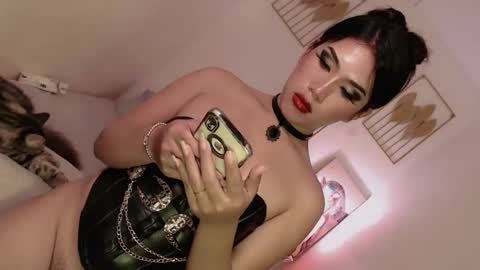 Snapshot of sexybaby2999 chatting on 02.01.25 Lexie online show from 02.01.25