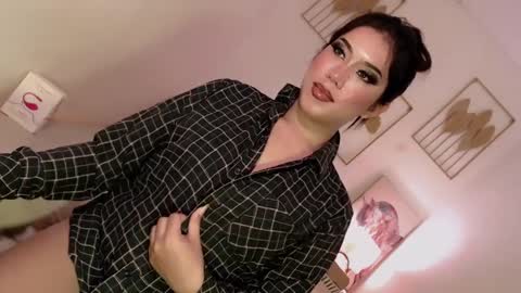 Snapshot of sexybaby2999 chatting on 02.06.25 Lexie online show from 02.06.25