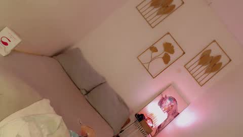 Snapshot of sexybaby2999 chatting on 02.11.25 Lexie online show from 02.11.25