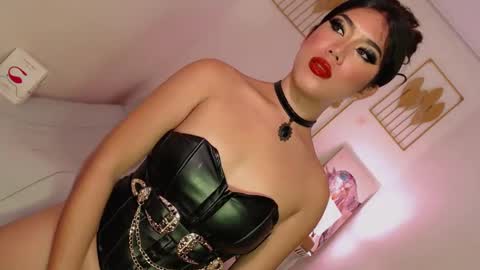 Snapshot of sexybaby2999 chatting on 02.24.25 Lexie online show from 02.24.25