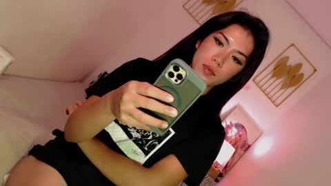 Snapshot of sexybaby2999 chatting on 02.26.25 Lexie online show from 02.26.25