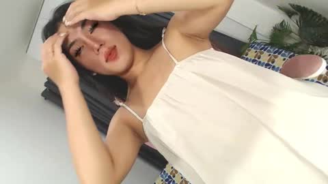 Snapshot of sexybaby2999 chatting on 11.06.25 Lexie online show from 11.06.25