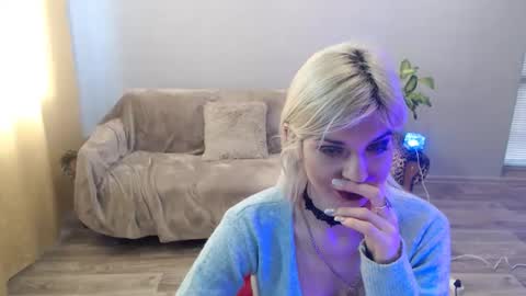 Snapshot of sexybeatriice chatting on 02.25.26 sexybeatriice online show from 02.25.26