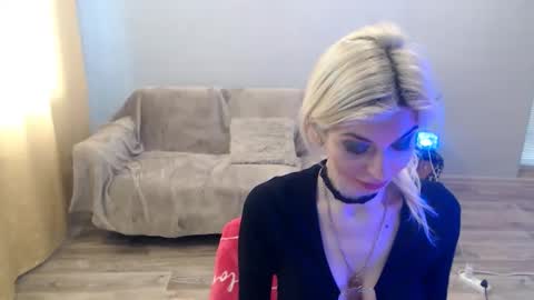 Snapshot of sexybeatriice chatting on 03.27.26 sexybeatriice online show from 03.27.26