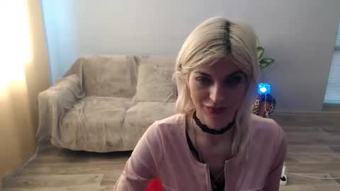 Snapshot of sexybeatriice chatting on 04.05.26 sexybeatriice online show from 04.05.26