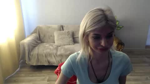 Snapshot of sexybeatriice chatting on 06.03.26 sexybeatriice online show from 06.03.26