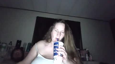 Snapshot of sexybitch9214 chatting on 01.14.25 Etowngirl14 online show from 01.14.25