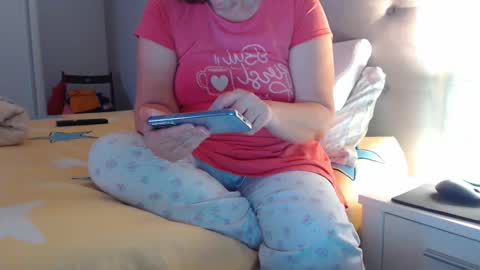 Sexyblonde4u58 online show from 03.02.25