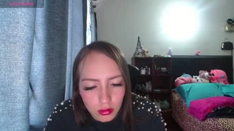 Snapshot of sexyblondiey chatting on 10.16.25 sexyblondiey online show from 10.16.25