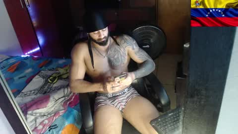 Snapshot of sexybody3224 chatting on 01.30.25 said online show from 01.30.25