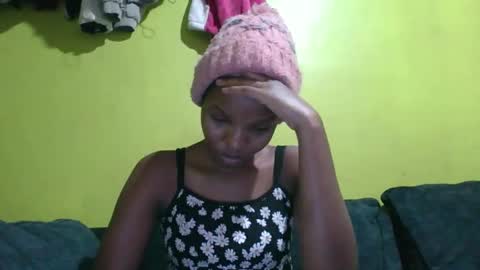 Essy online show from 11.19.25