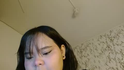 Snapshot of sexychubbyy chatting on 12.15.25 Eva online show from 12.15.25