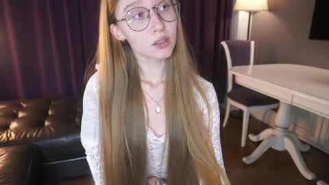 Snapshot of sexycutegirs chatting on 12.16.25 Hello my name is Merry every 200 subs - Hot show Fav patterns 577123 pvt open online show from 12.16.25