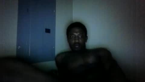 Snapshot of sexydavido chatting on 12.04.25 TreySexxxy online show from 12.04.25