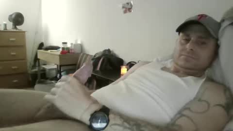 Snapshot of sexyfredy7722 chatting on 11.10.25 sexyfredy7722 online show from 11.10.25