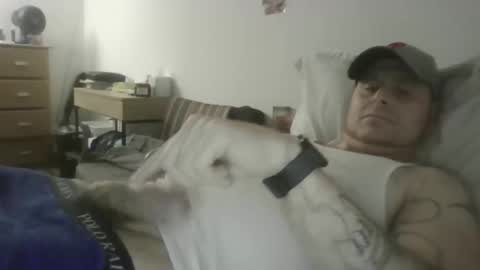 Snapshot of sexyfredy7722 chatting on 12.14.25 sexyfredy7722 online show from 12.14.25