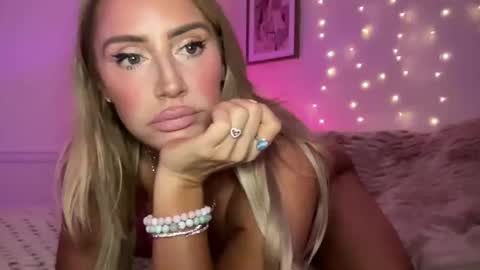 Ashley Love online show from 11.09.25