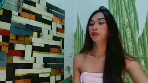 Snapshot of sexyhornyts4u chatting on 11.10.25 sexyhornyts4u online show from 11.10.25