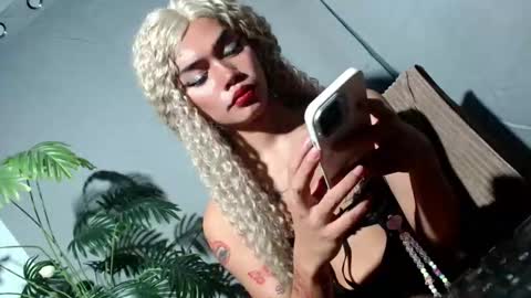 Snapshot of sexyhotbabe18 chatting on 03.05.26 sexyhotbabe18 online show from 03.05.26