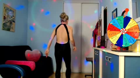 Jenny online show from 01.29.25