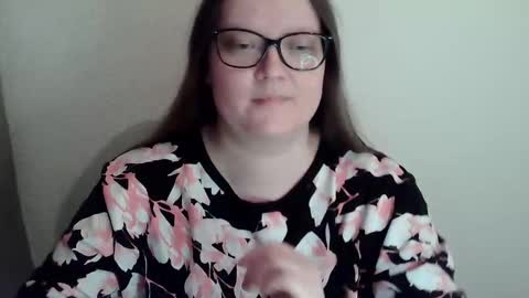 Snapshot of sexykitty_2 chatting on 12.16.24 Kate online show from 12.16.24
