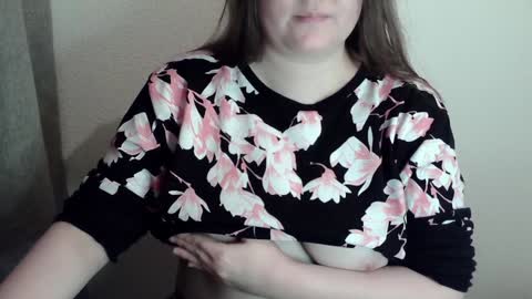 Snapshot of sexykitty_2 chatting on 12.27.24 Kate online show from 12.27.24