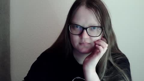 Snapshot of sexykitty_2 chatting on 01.07.25 Kate online show from 01.07.25