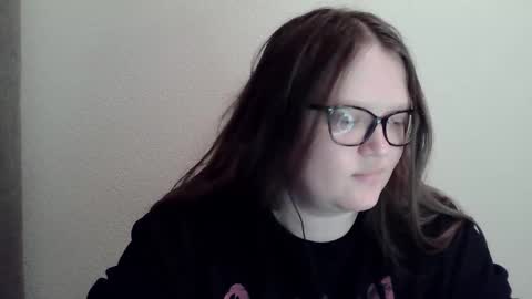 Snapshot of sexykitty_2 chatting on 02.13.25 Kate online show from 02.13.25