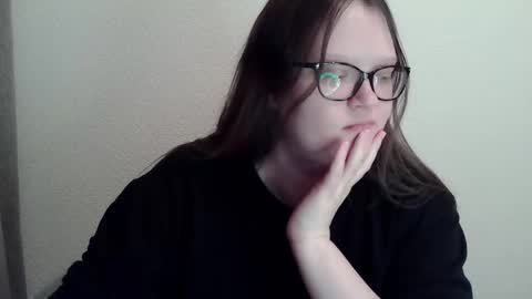 Snapshot of sexykitty_2 chatting on 02.20.25 Kate online show from 02.20.25