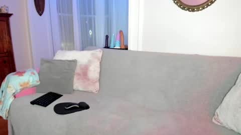 Snapshot of sexykittycouple chatting on 09.29.25 Peaches  Justin online show from 09.29.25