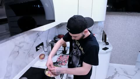 Snapshot of sexykolya chatting on 01.21.25 Kolya online show from 01.21.25