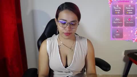 Snapshot of sexyloba_ chatting on 01.11.26 sexyloba independent model online show from 01.11.26