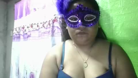 Snapshot of sexyloves143 chatting on 10.06.25 sexyloves143 online show from 10.06.25